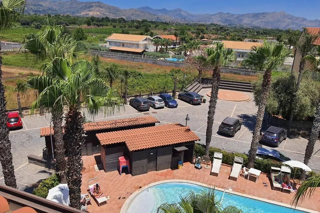 Sicilia, Mansarda Le Due Terrazze Apartment Mascali Italy
