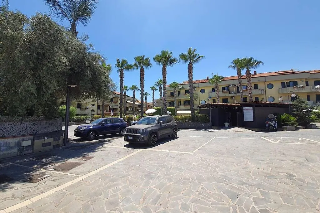 Sicilia, Mansarda Le Due Terrazze Apartment Mascali 0*,
