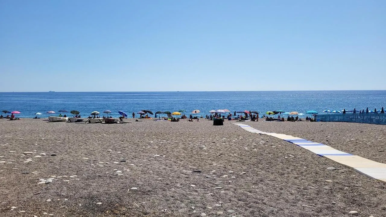 Sicilia, Mansarda Le Due Terrazze Apartment Mascali