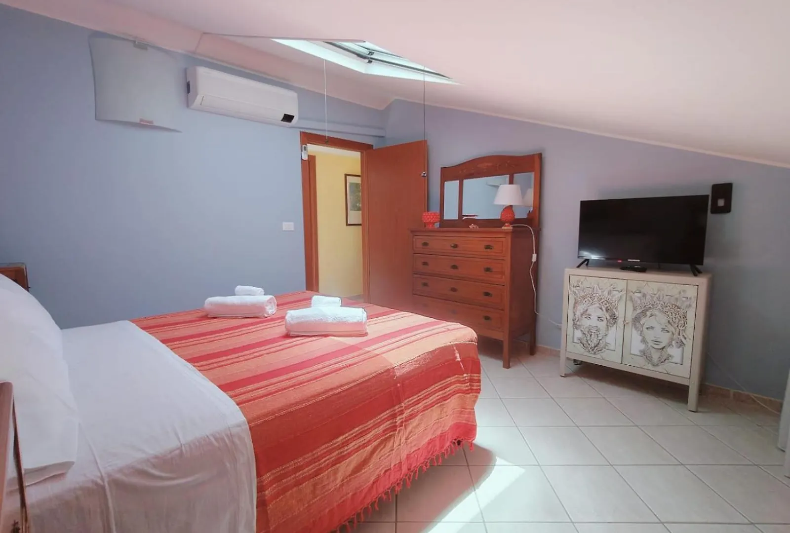 Sicilia, Mansarda Le Due Terrazze Apartment Mascali